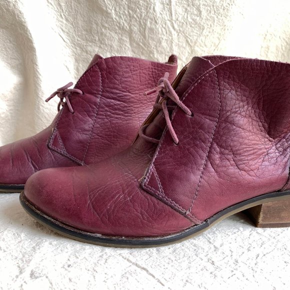 Latigo Burgundy Leather Booties - Picture 5 of 8